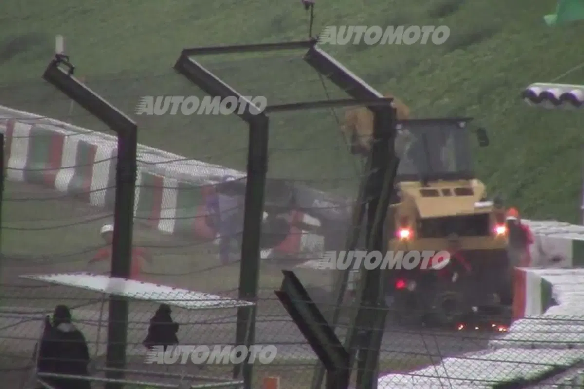 Jules Bianchi: il video dell'incidente a Suzuka in un filmato amatoriale (4)
