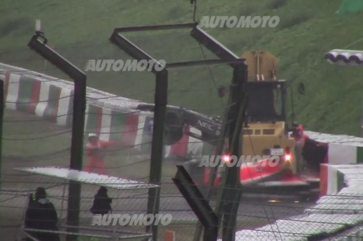 Jules Bianchi: il video dell'incidente a Suzuka in un filmato amatoriale (7)