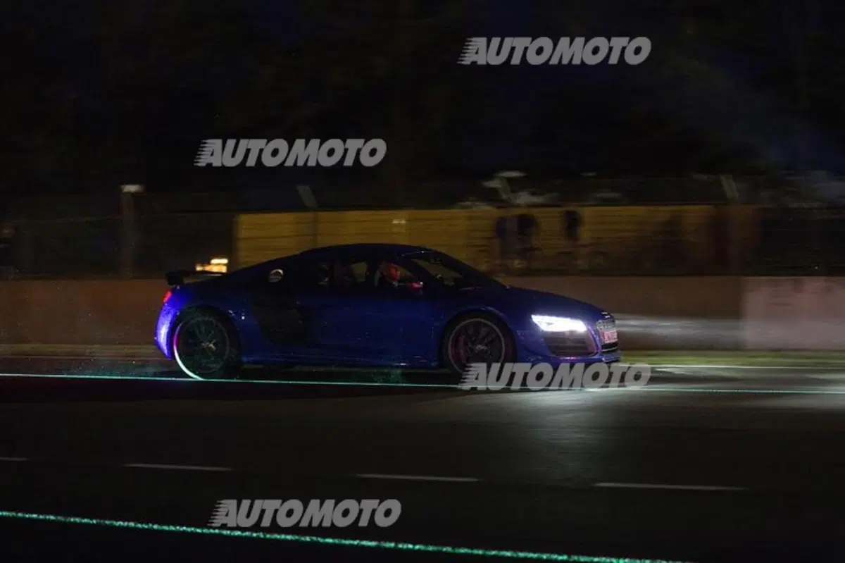 Audi R8 LMX (6)
