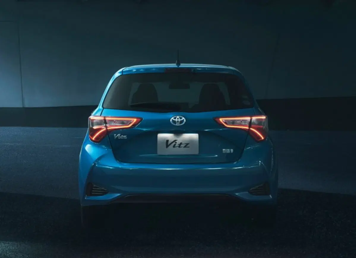 Toyota Yaris: la Vitz giapponese anticipa il restyling 2017