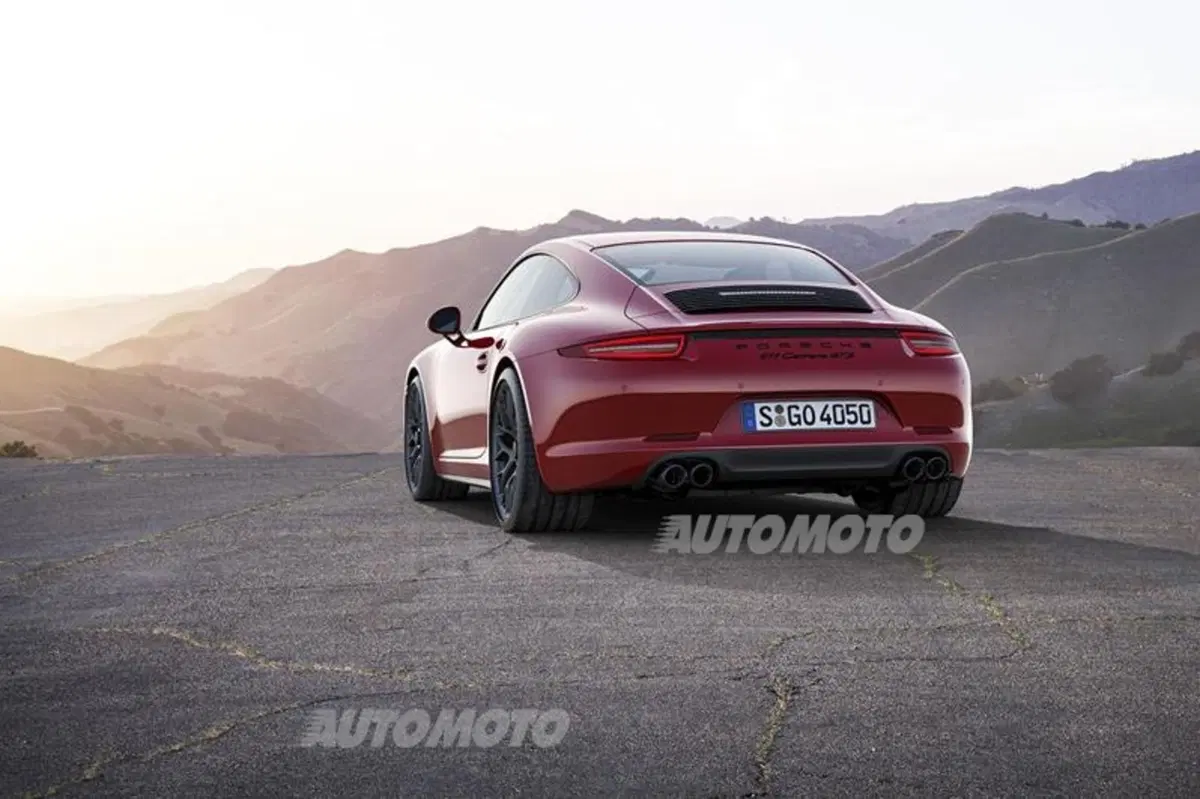 Nuova Porsche 911 GTS (3)