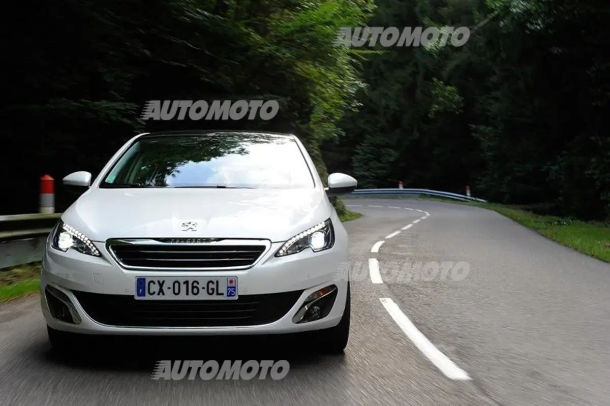 Peugeot 308 1.2 Pure Tech (14)