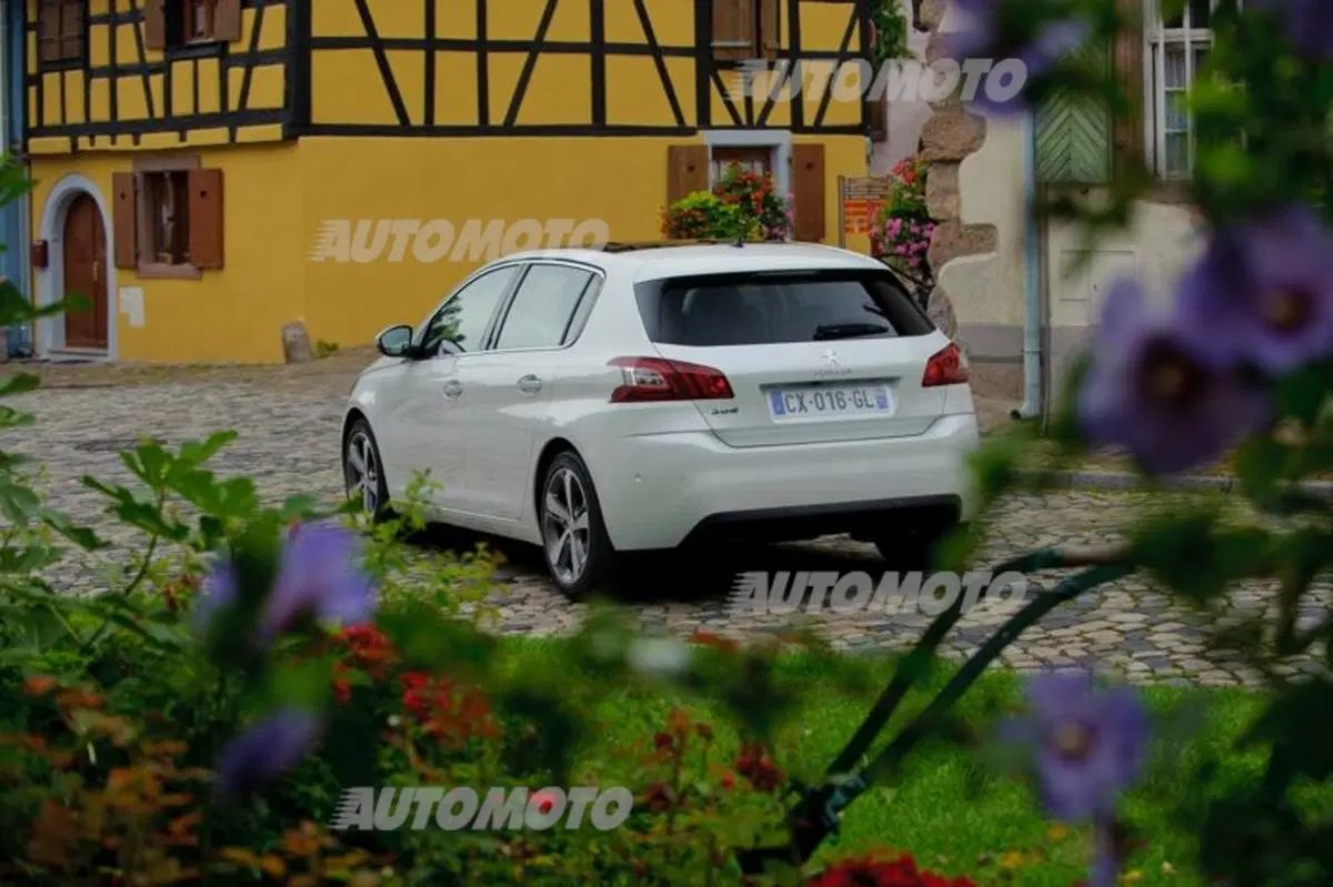 Peugeot 308 1.2 Pure Tech (24)