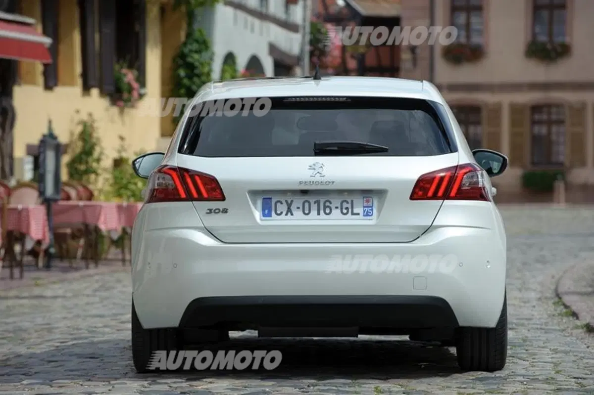 Peugeot 308 1.2 Pure Tech (28)