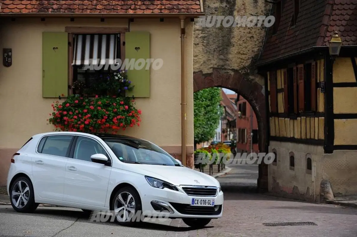 Peugeot 308 1.2 Pure Tech (29)