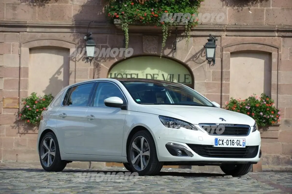 Peugeot 308 1.2 Pure Tech (40)