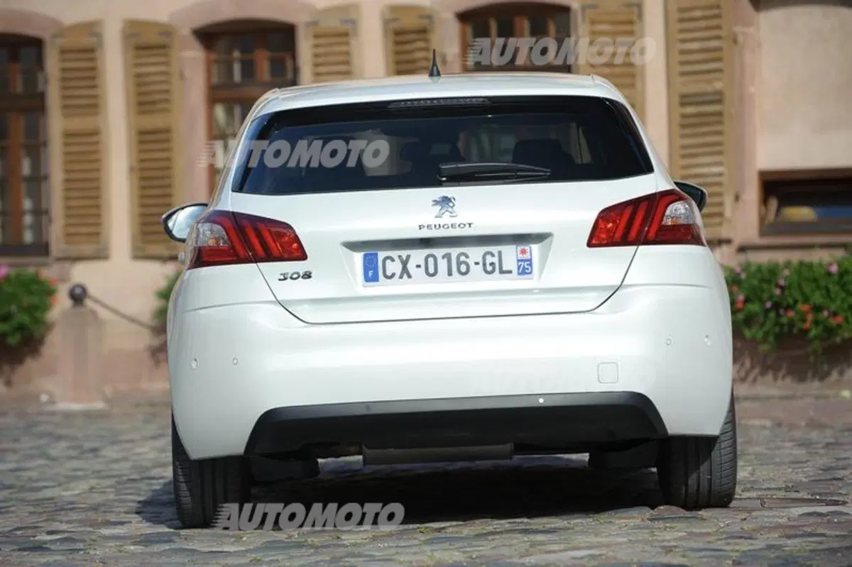 Peugeot 308 1.2 Pure Tech (41)
