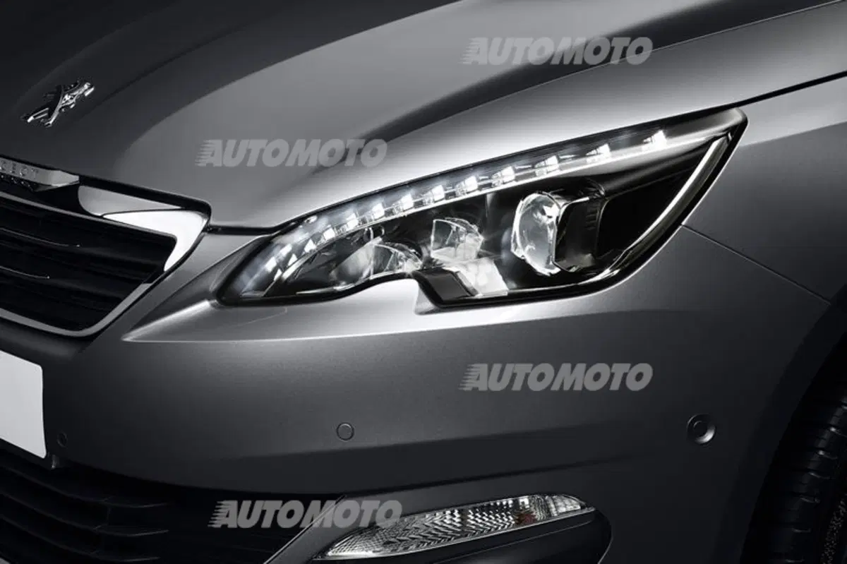 Peugeot 308 1.2 Pure Tech (42)