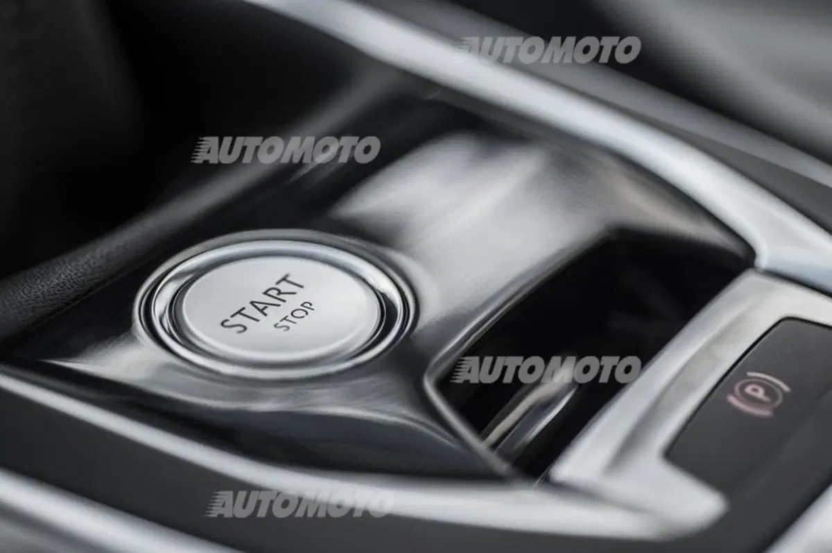 Peugeot 308 1.2 Pure Tech (54)