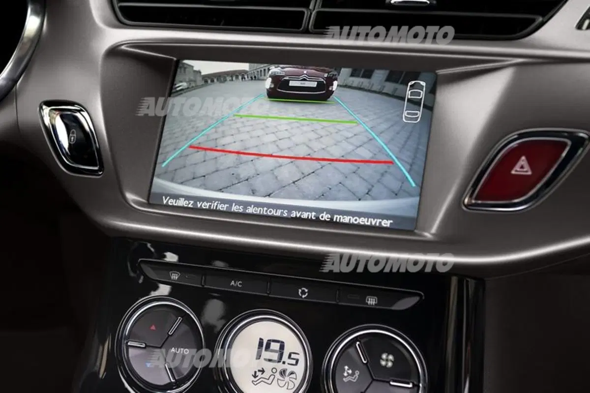 DS 3 e DS 3 Cabrio restyling (30)