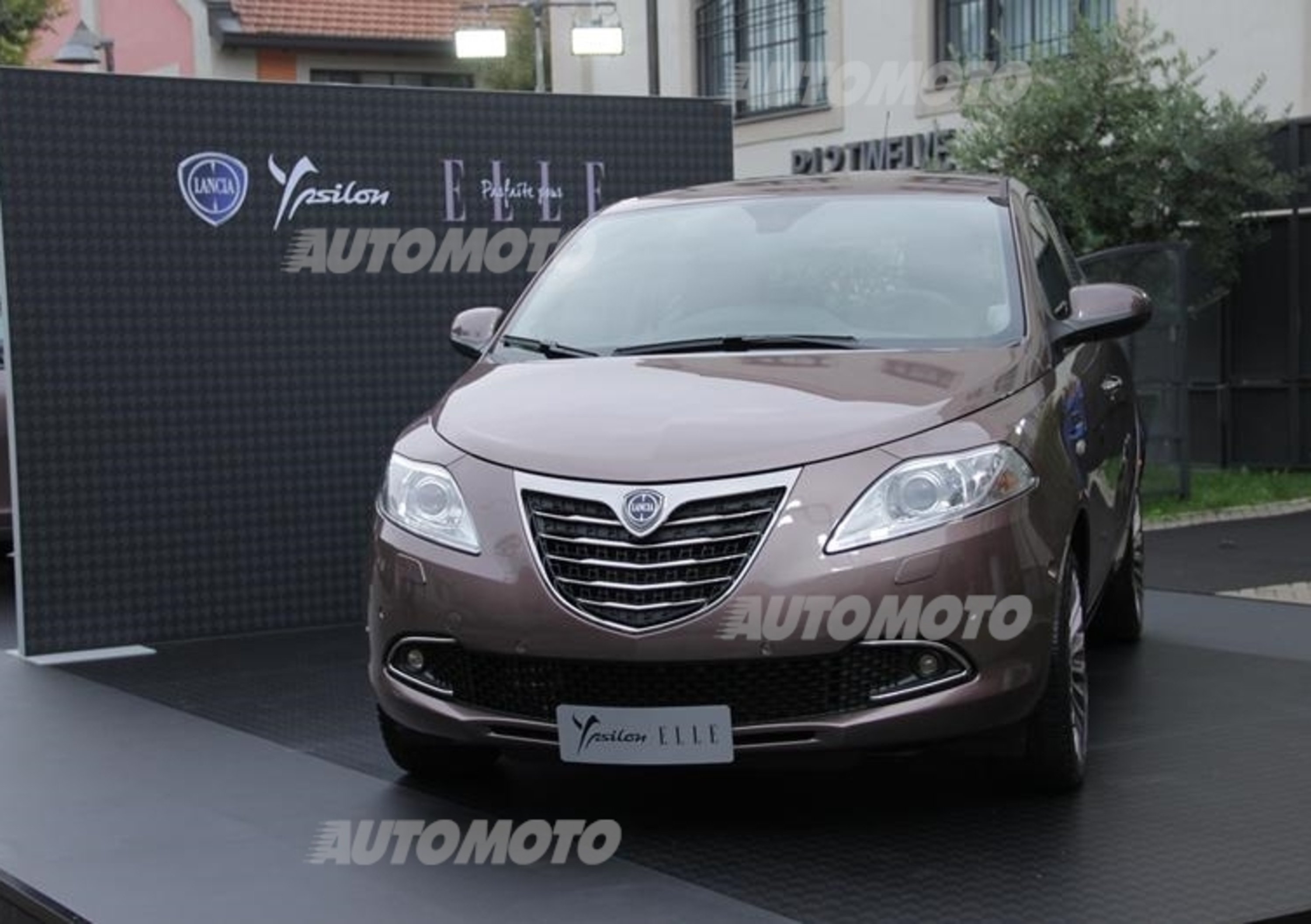 Lancia Ypsilon Elle: presentata a Milano la &ldquo;top di gamma al femminile&rdquo;