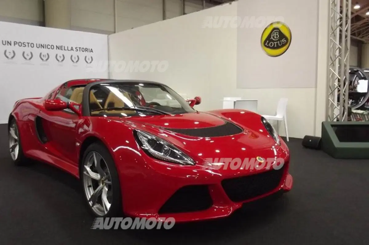 Supercar va in scena a Roma: il bello delle quattro ruote (7)