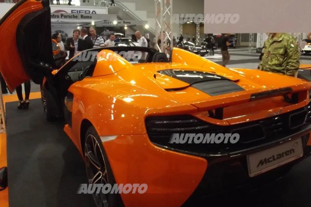 Supercar va in scena a Roma: il bello delle quattro ruote (12)