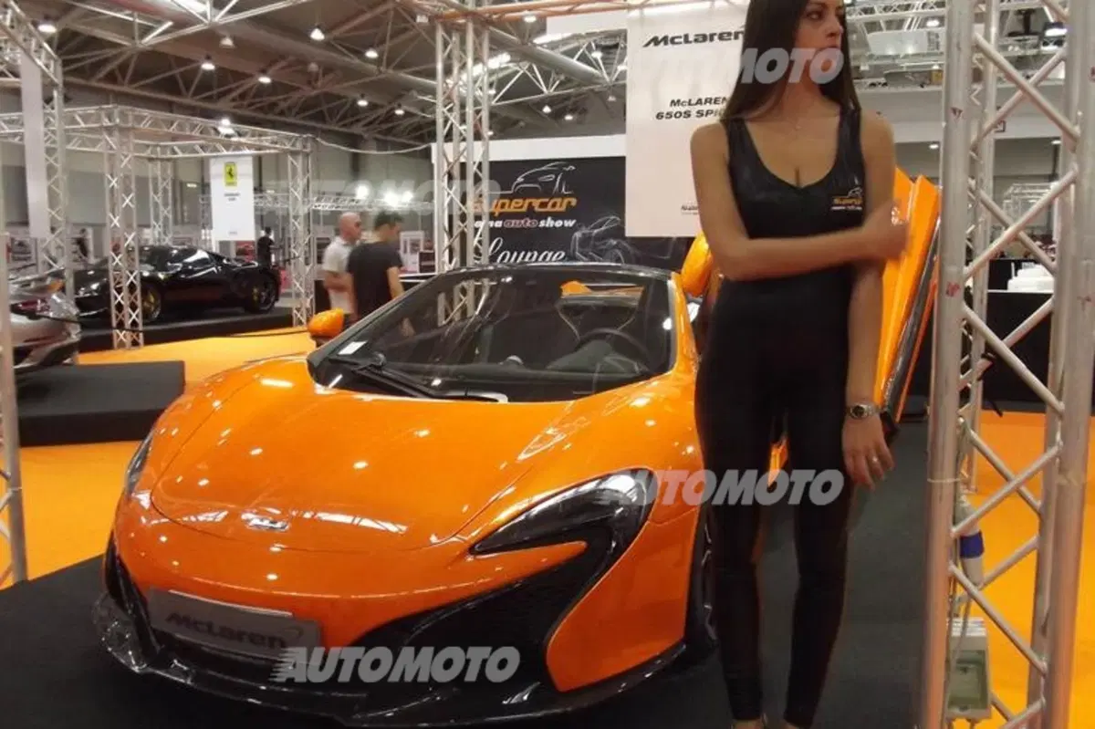 Supercar va in scena a Roma: il bello delle quattro ruote (13)