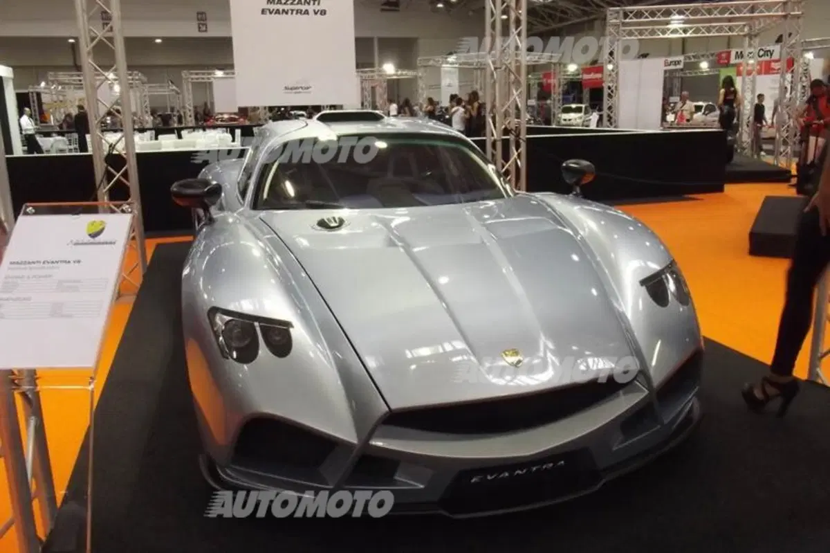 Supercar va in scena a Roma: il bello delle quattro ruote (15)