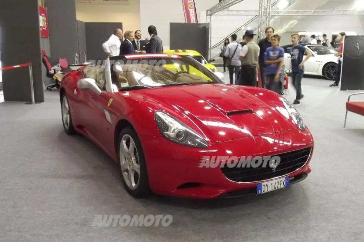 Supercar va in scena a Roma: il bello delle quattro ruote (17)