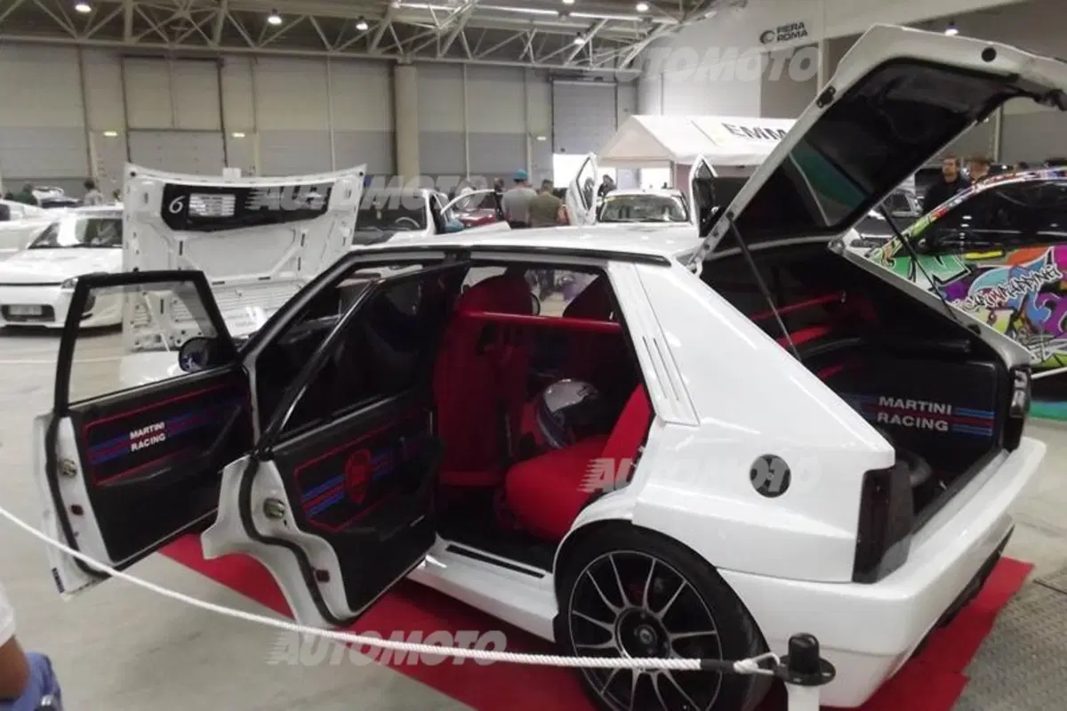 Supercar va in scena a Roma: il bello delle quattro ruote (23)