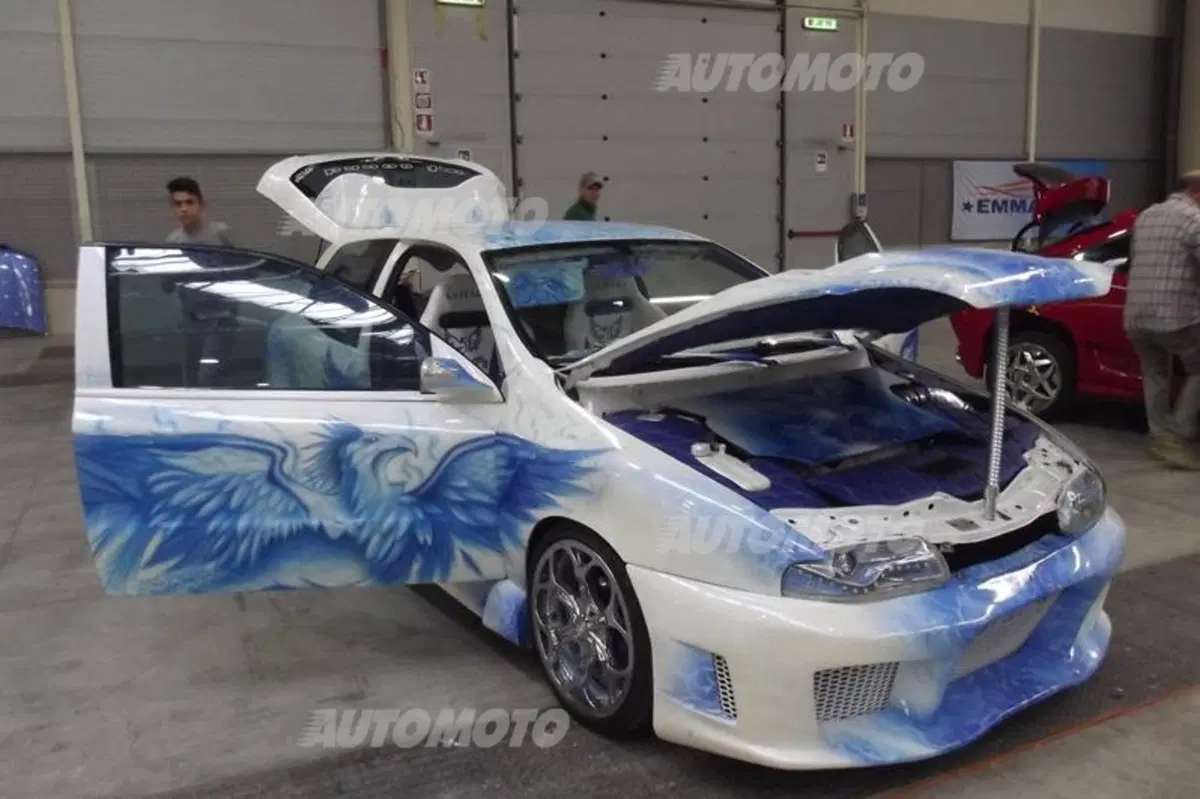 Supercar va in scena a Roma: il bello delle quattro ruote (25)