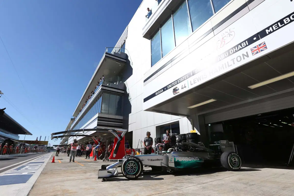 Formula 1 Russia 2014: Hamilton in pole. Disastro Vettel, Alonso ci prova (2)