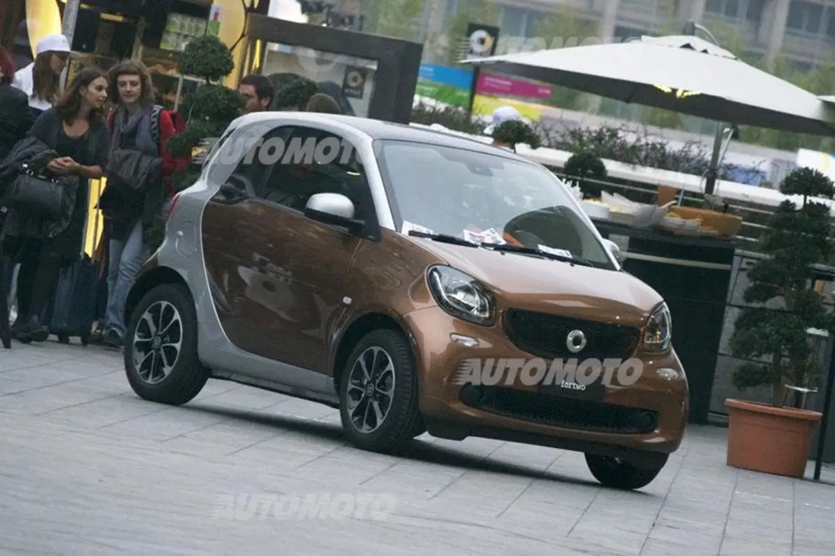smart fortwo: la nuova generazione presentata ufficialmente a Milano (4)