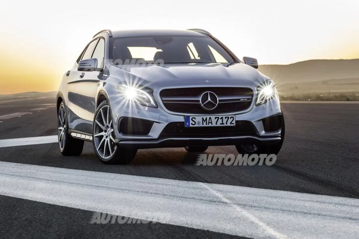 Mercedes-Benz GLA 45 AMG (9)