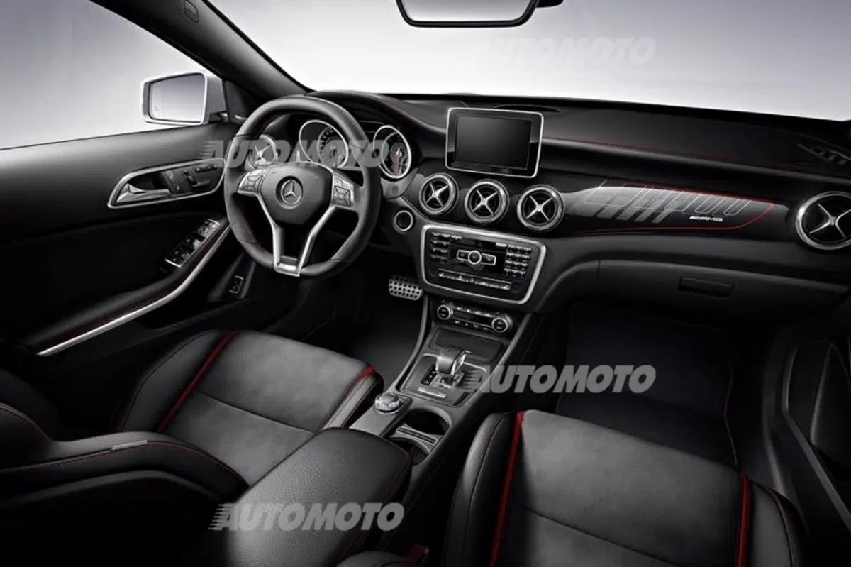 Mercedes-Benz GLA 45 AMG (24)