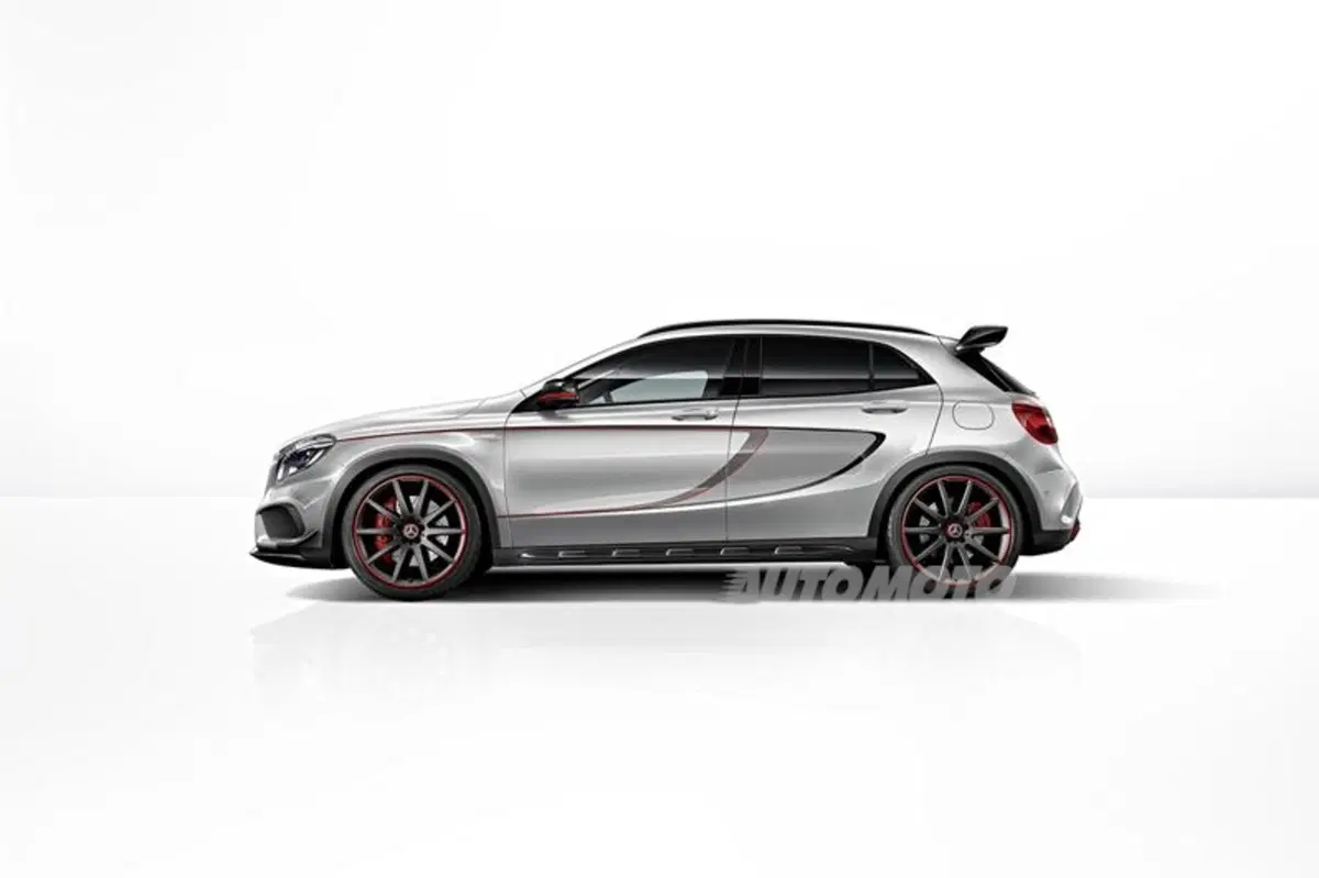 Mercedes-Benz GLA 45 AMG (38)