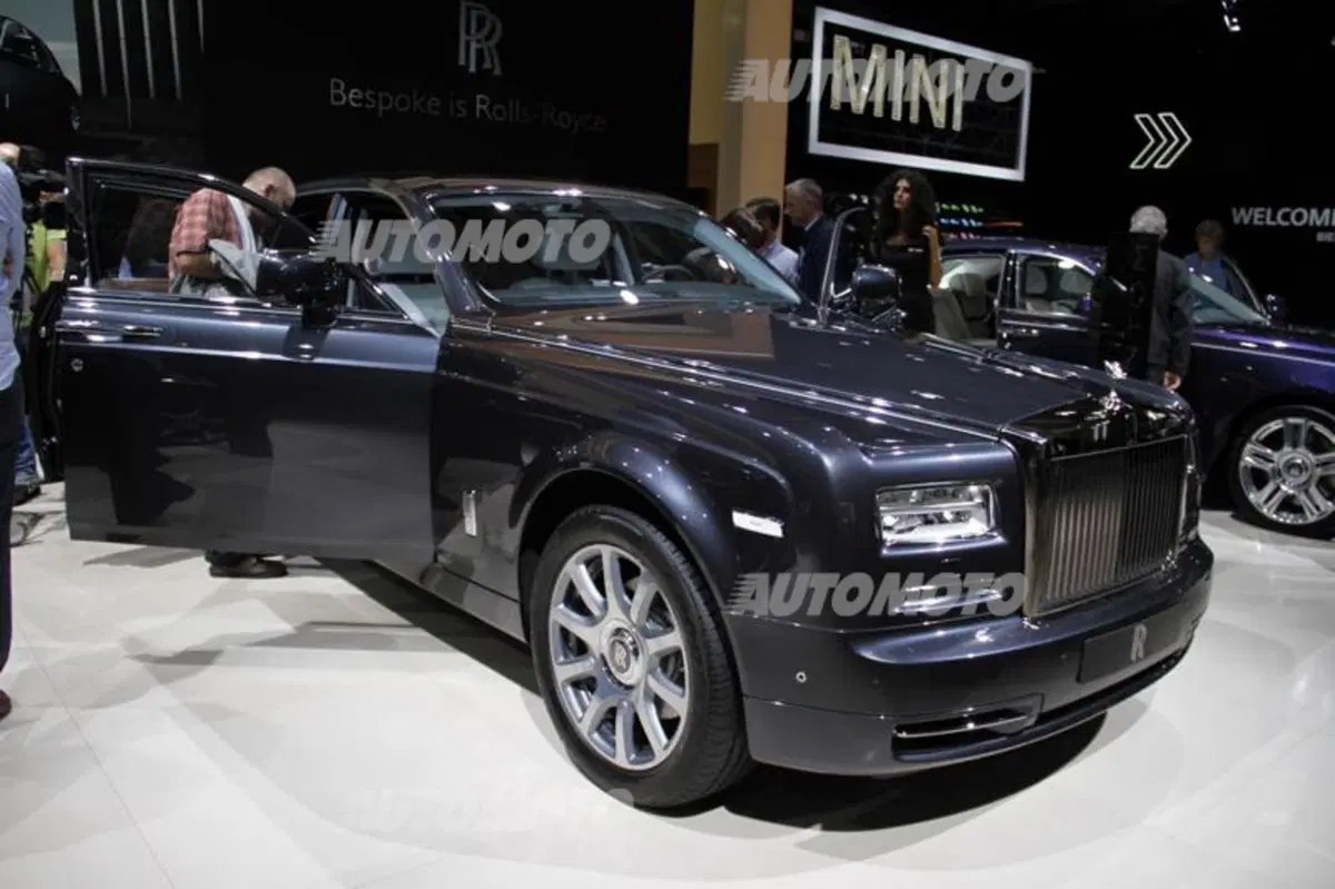Salone di Parigi 2014: tutte le supercar (7)