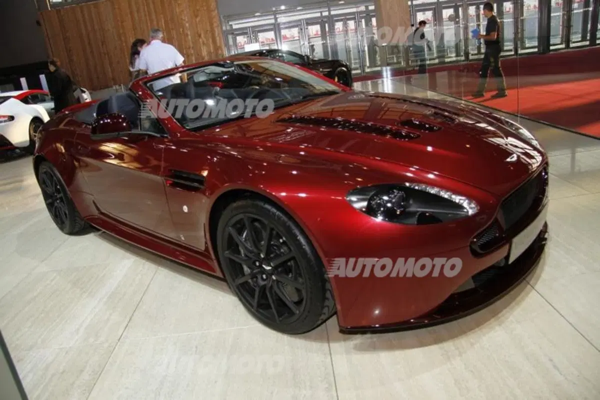 Salone di Parigi 2014: tutte le supercar (25)