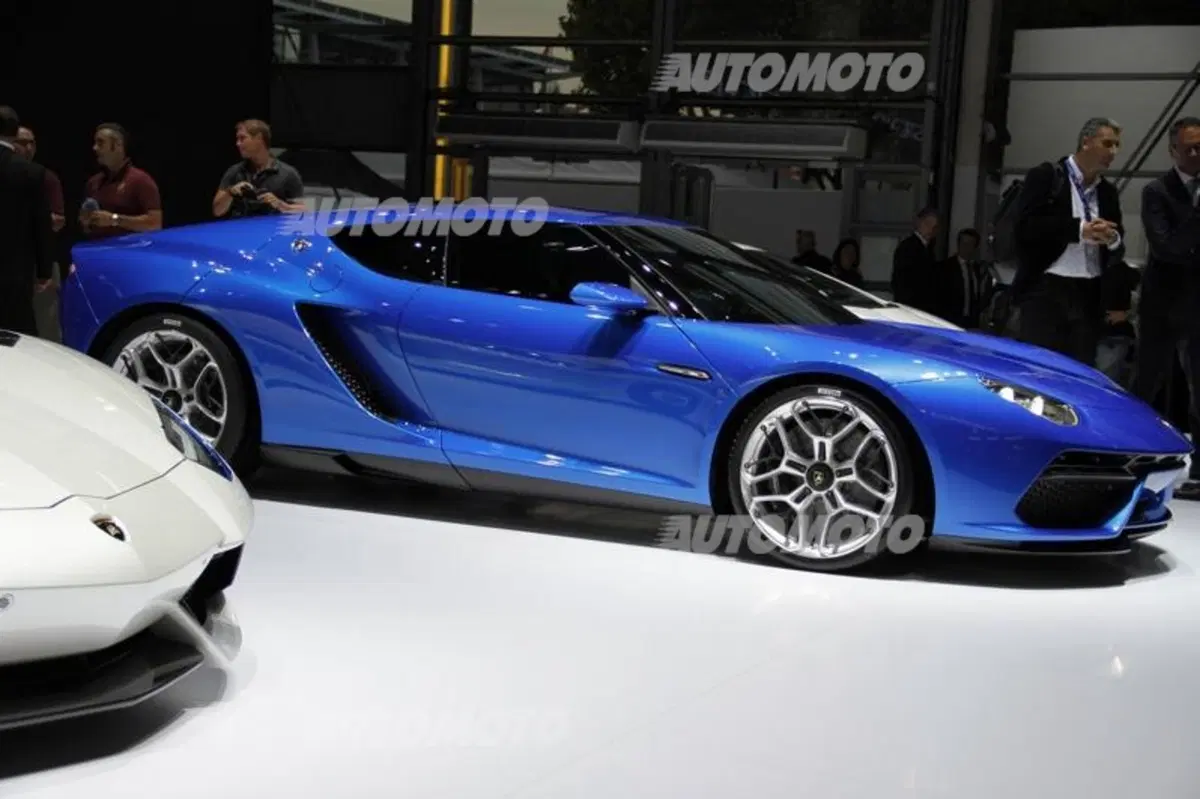 Salone di Parigi 2014: tutte le supercar (34)