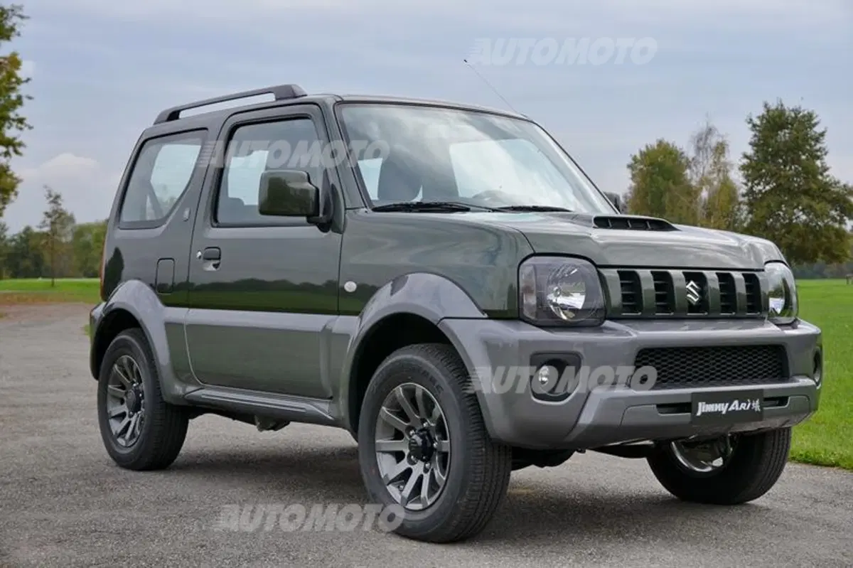 Suzuki Jimny Arì: con la forza di una formica traina 30 tonnellate [video] (6)