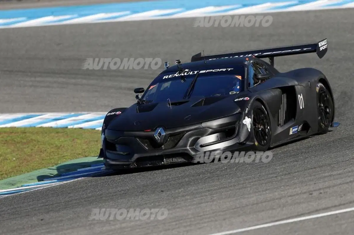 Renault R.S. 01: Prost compie i primi giri in pubblico