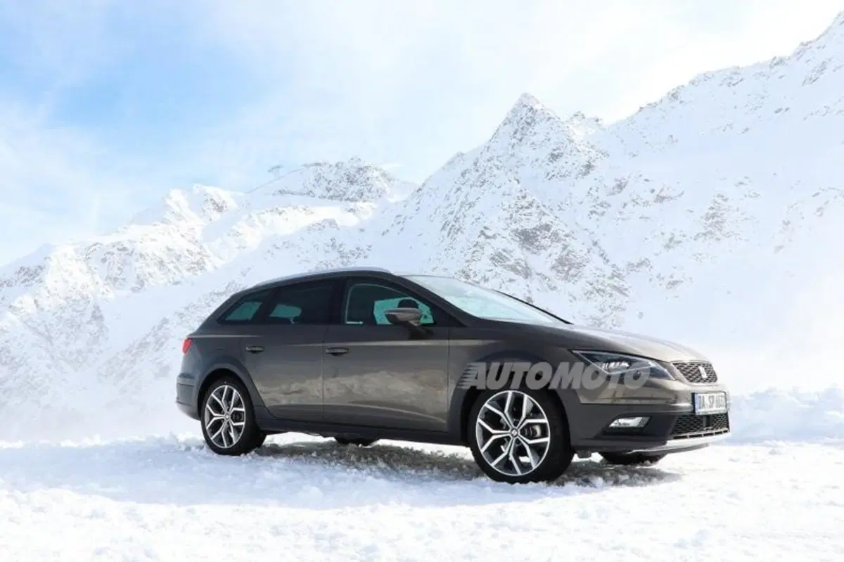 Seat Leon X-Perience: è il momento della video-prova su neve (10)