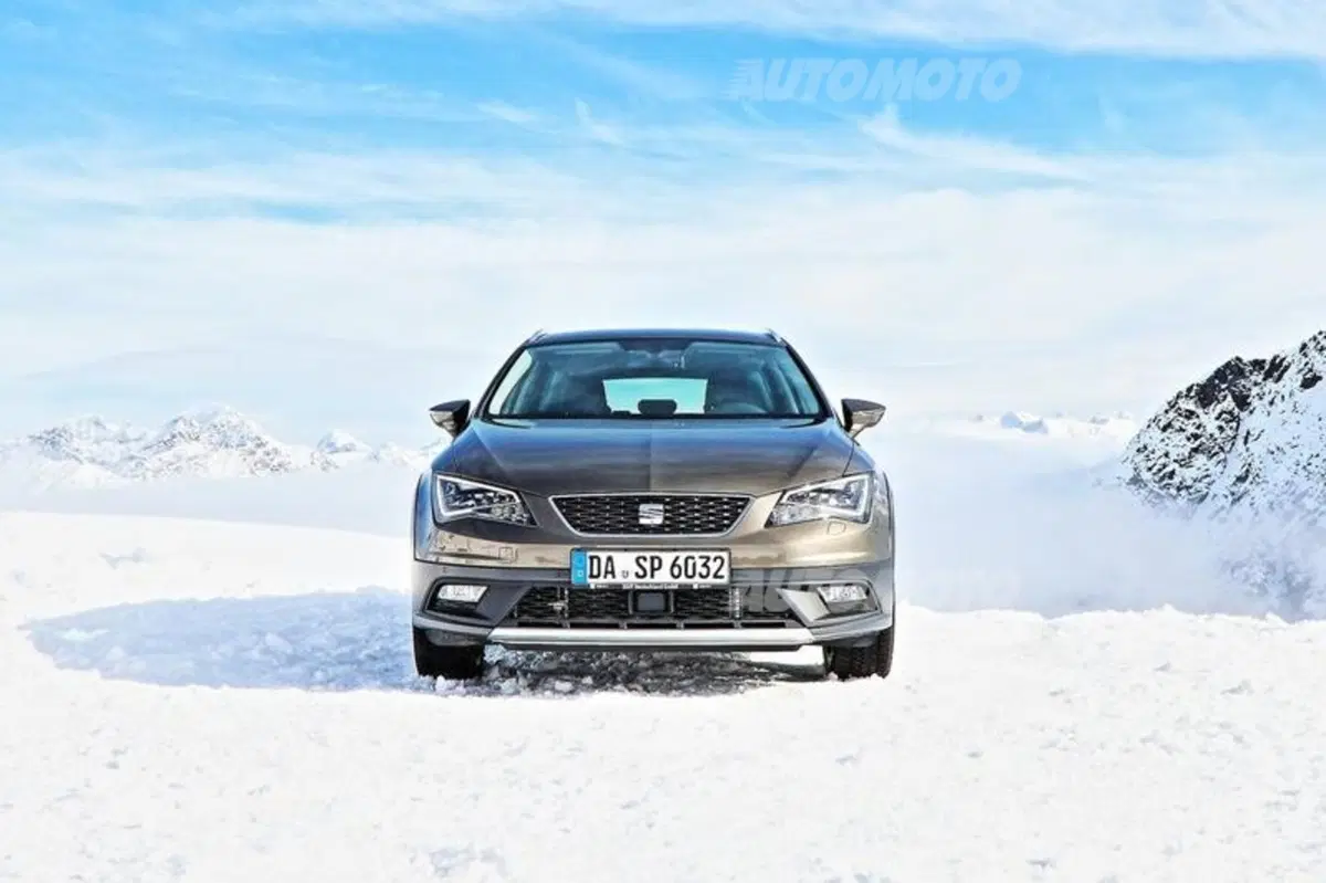 Seat Leon X-Perience: è il momento della video-prova su neve (12)