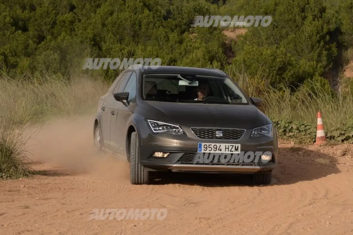 Seat Leon X-Perience: è il momento della video-prova su neve (15)