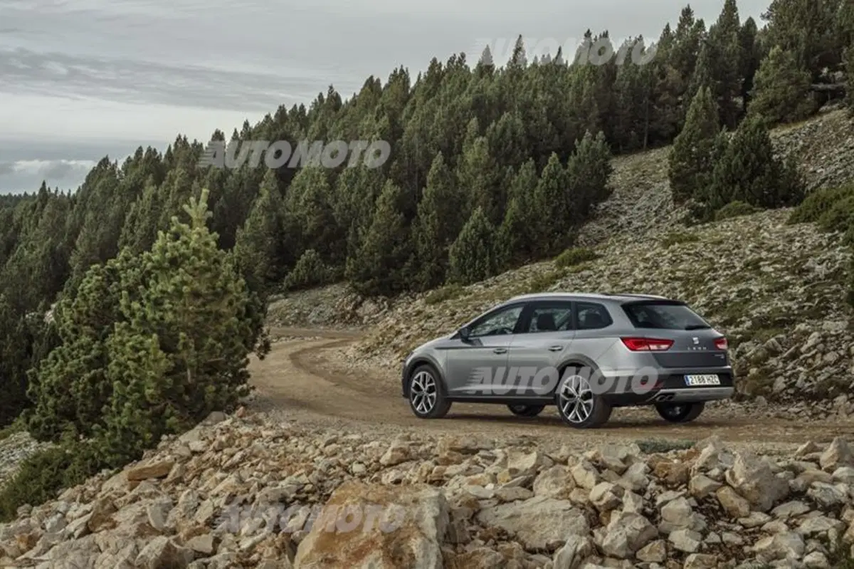 Seat Leon X-Perience: è il momento della video-prova su neve (39)