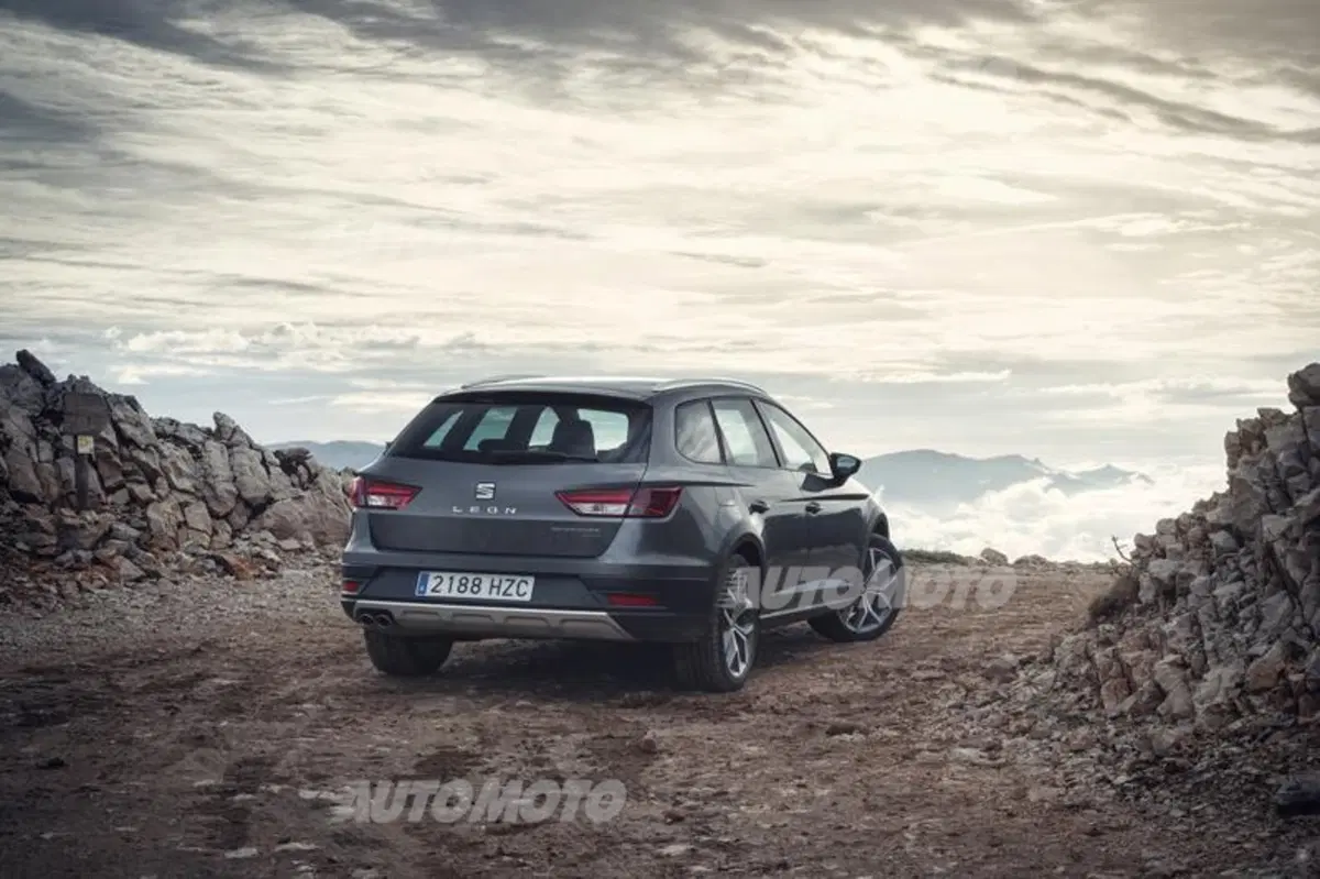 Seat Leon X-Perience: è il momento della video-prova su neve (40)