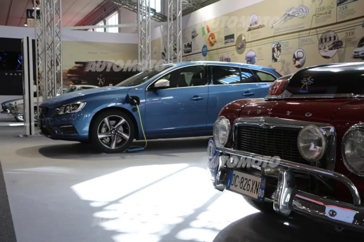Auto e Moto d'Epoca 2014: tanta voglia di ricordare. Le immagini live (23)