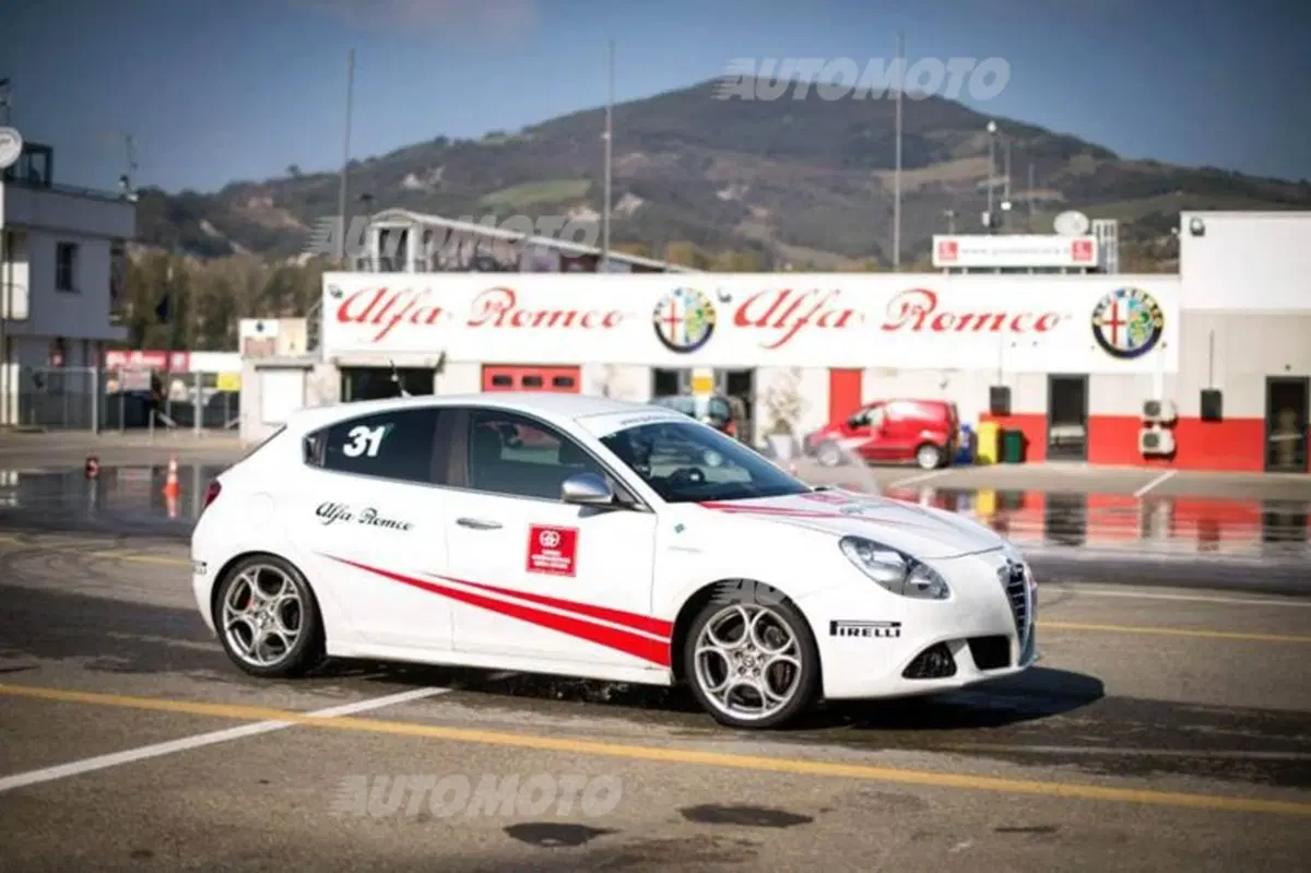 Corsi di guida Evoluta Alfa Romeo (25)