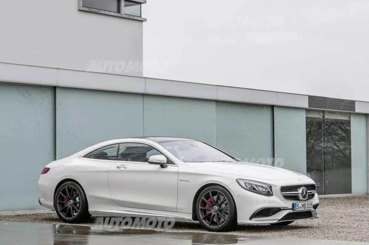 Mercedes-Benz S 63 AMG Coupé (8)
