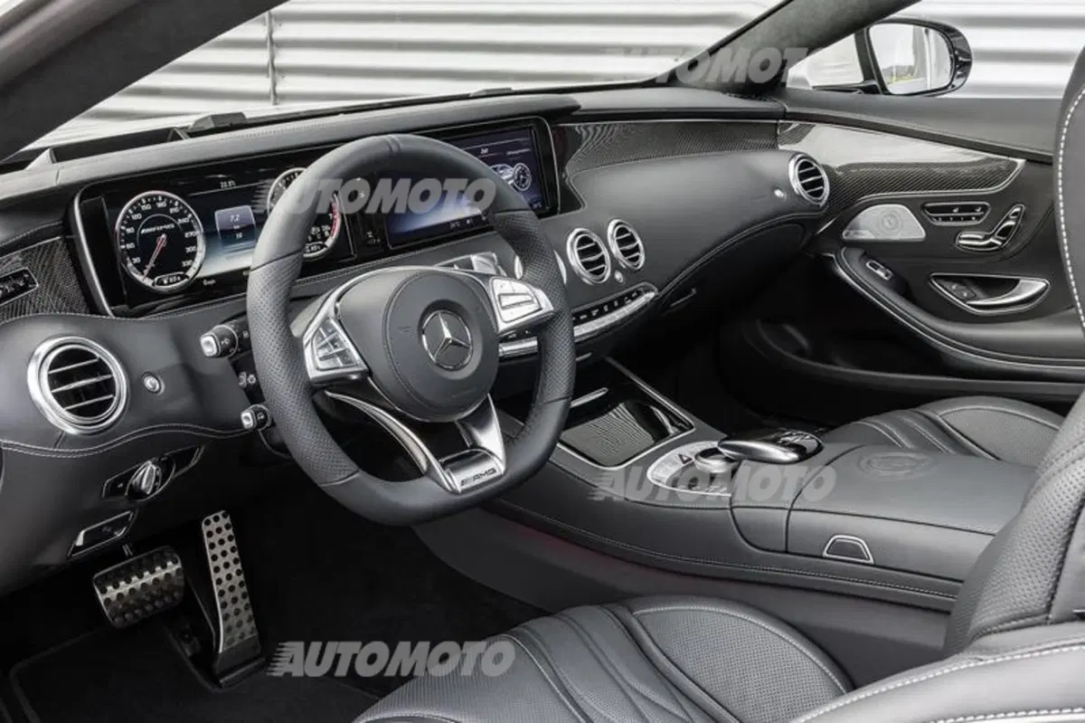 Mercedes-Benz S 63 AMG Coupé (12)