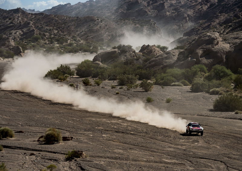 Dakar 2017. 3008 DKR Peugeot: tripletta nella tappa 10