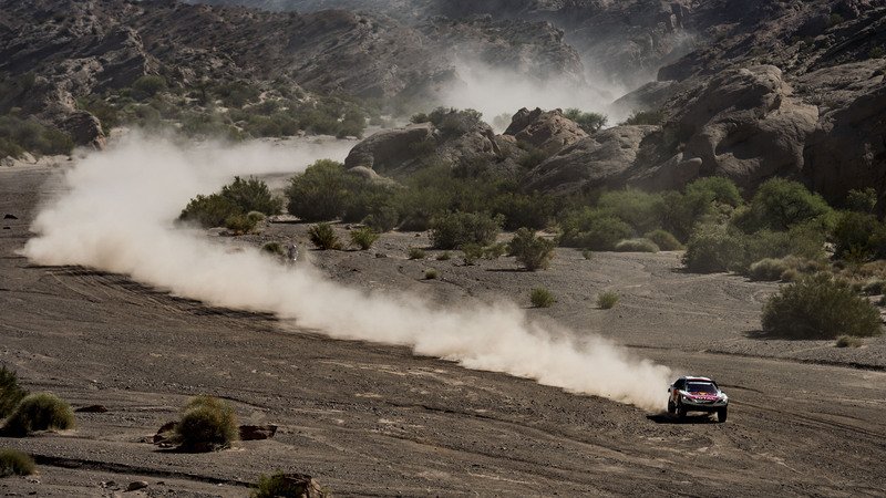 Dakar 2017. 3008 DKR Peugeot: tripletta nella tappa 10