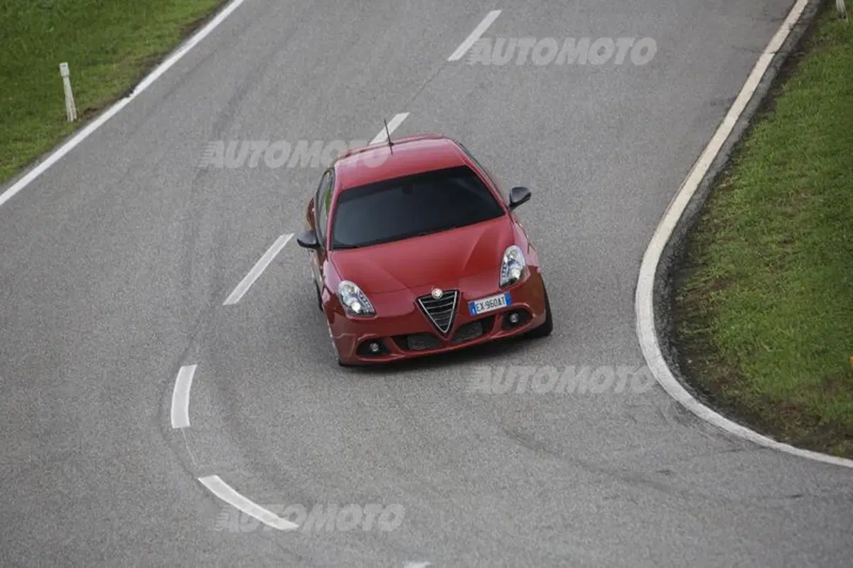 Alfa Romeo Giulietta Sprint (3)