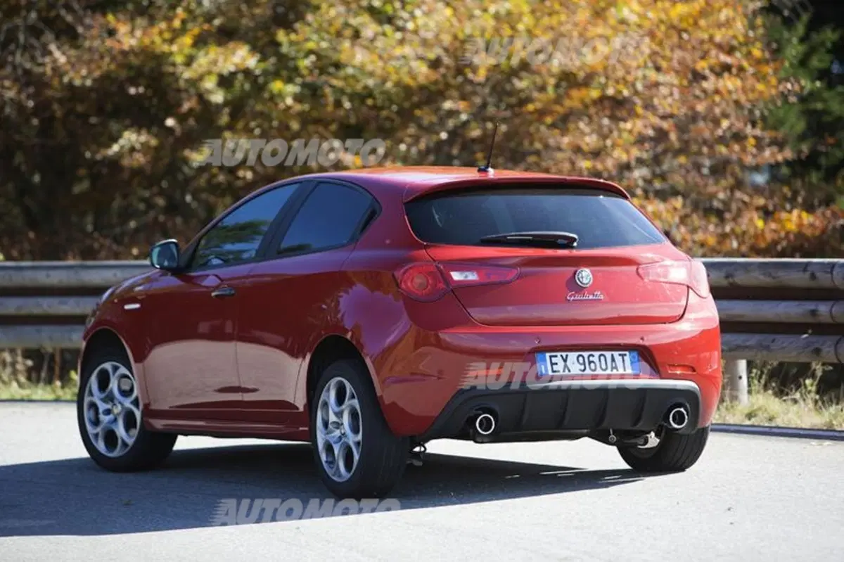 Alfa Romeo Giulietta Sprint (16)