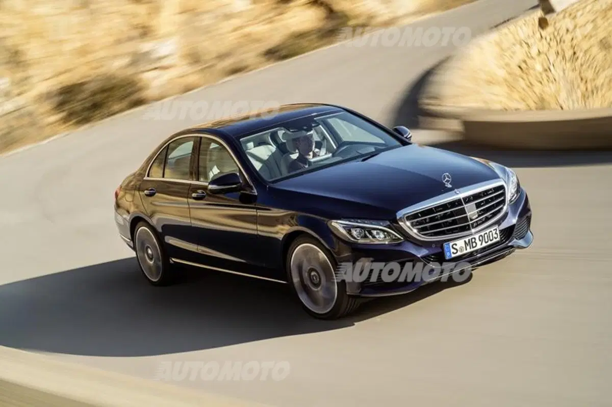 Mercedes C300 BlueTec Hybrid (18)