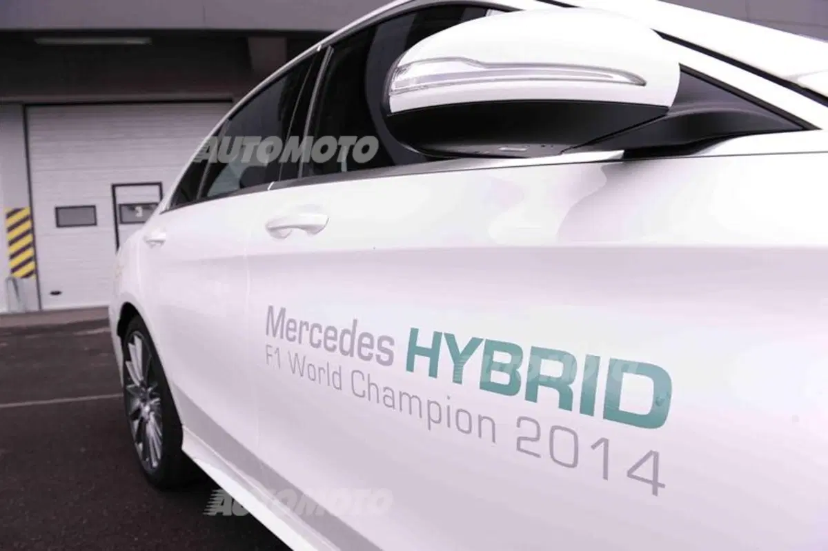 Mercedes C300 BlueTec Hybrid (61)