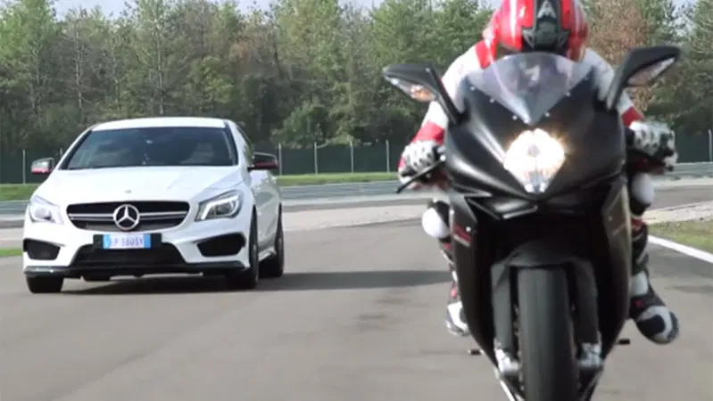 Mercedes e MV Agusta firmano la collaborazione. L'approvazione a fine novembre