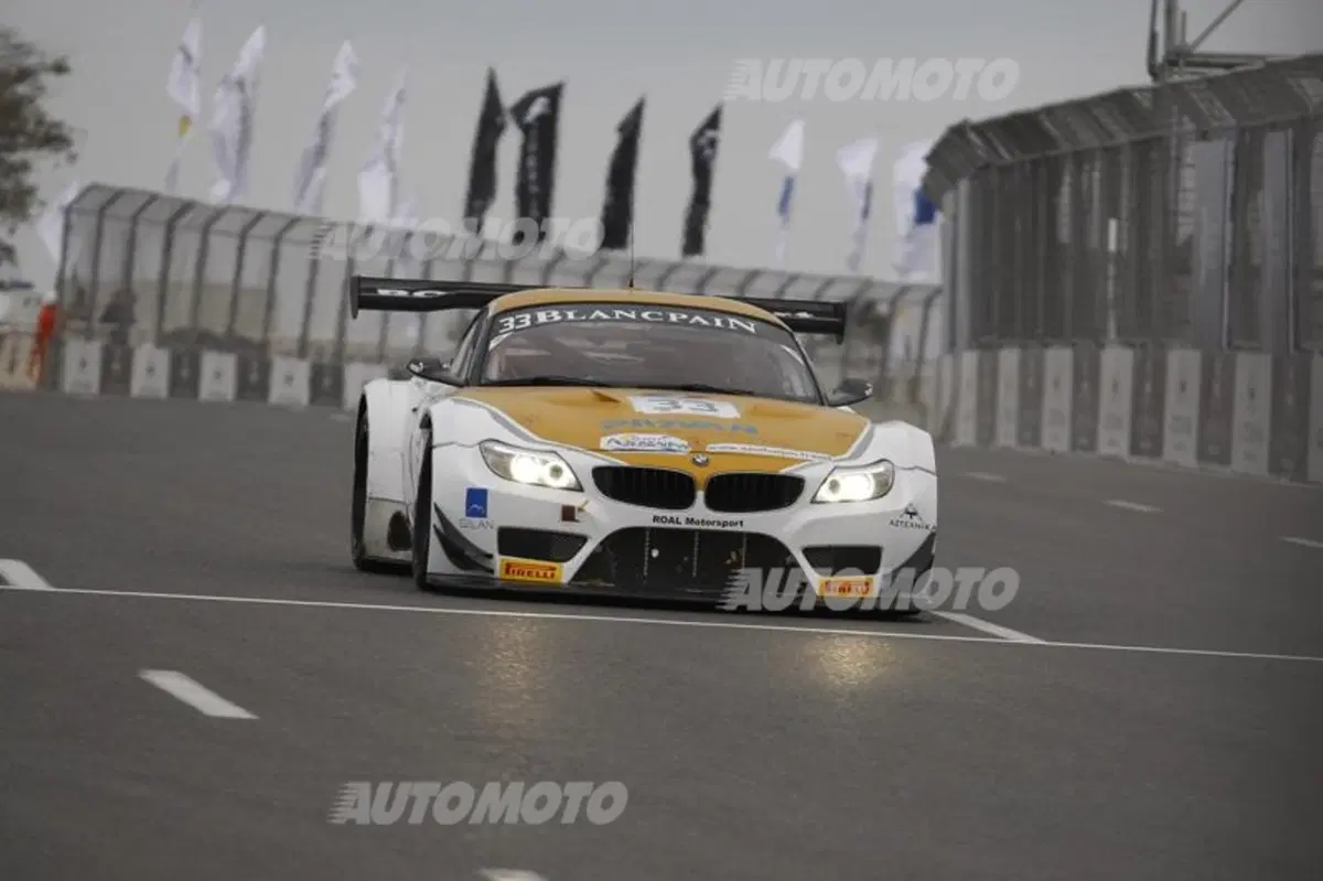 Alex Zanardi di nuovo in pista con la BMW Z4 sulle strade di Baku (2)