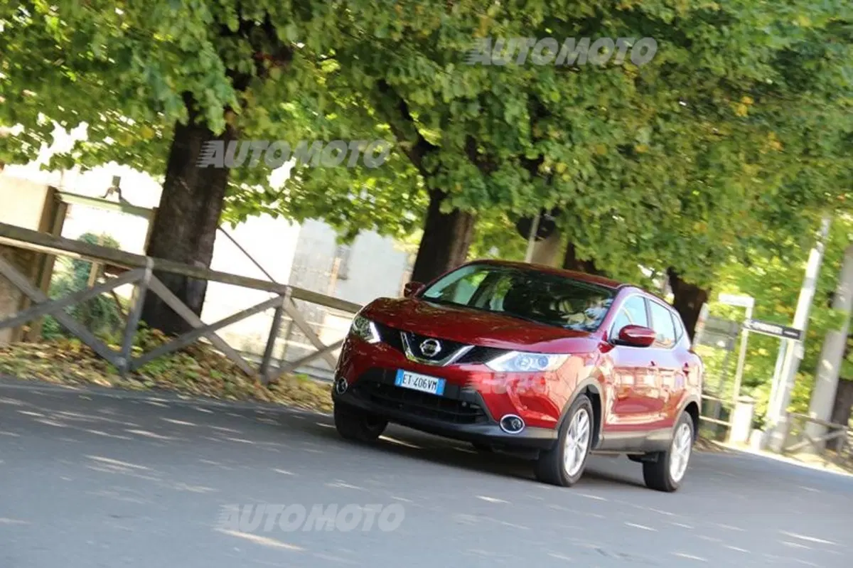 Nissan Qashqai 1.2 DIG-T (5)